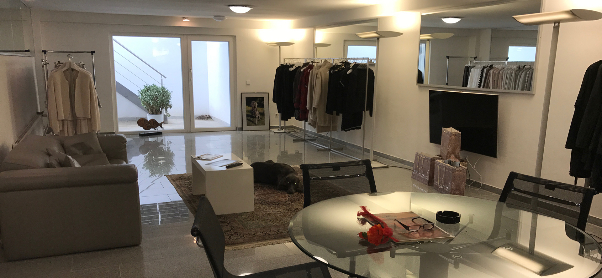 showroom1